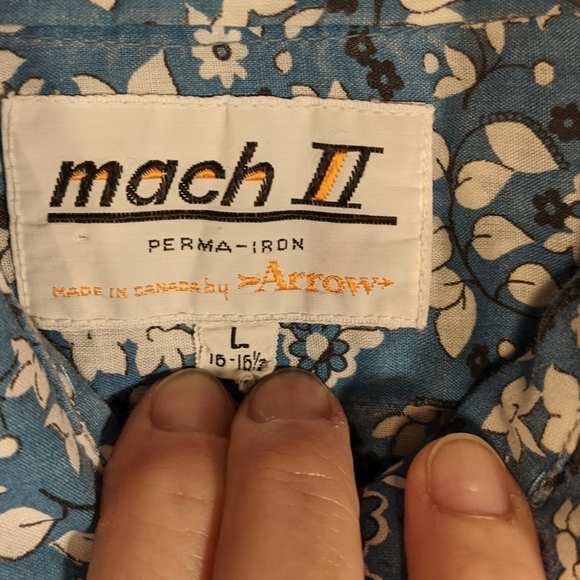 Vintage 80's Mach II By Arrow button down blue floral shirt - Picture 5 of 6